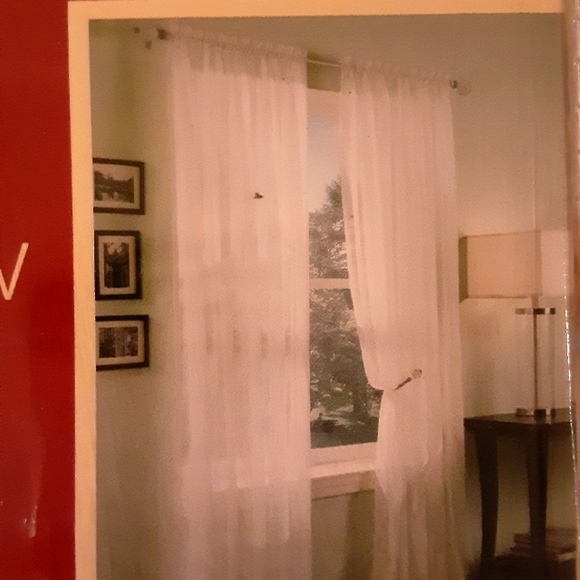 Window panel one sheer only - Picture 1 of 6